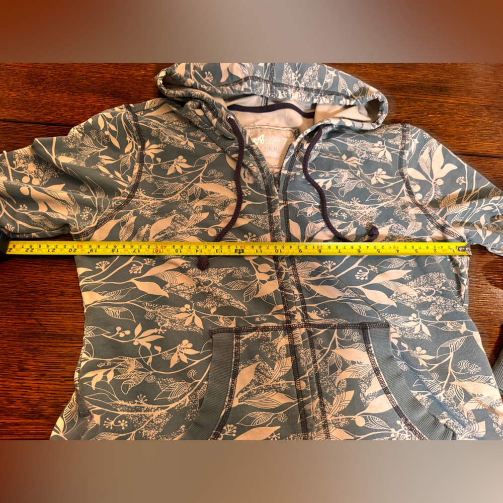 Natural Reflections Patterned Zip-Up Jacket - Picture 6 of 9